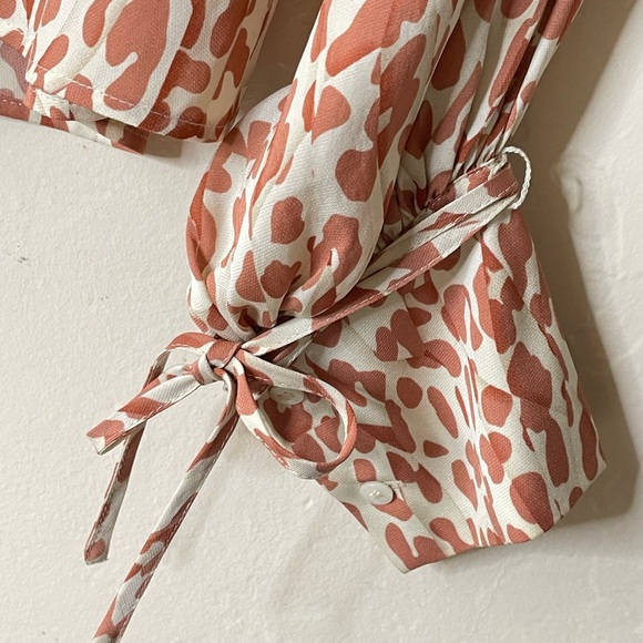 Reiss leopard print long sleeve button front blouse - Picture 6 of 12